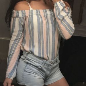 Off the shoulder long sleeve